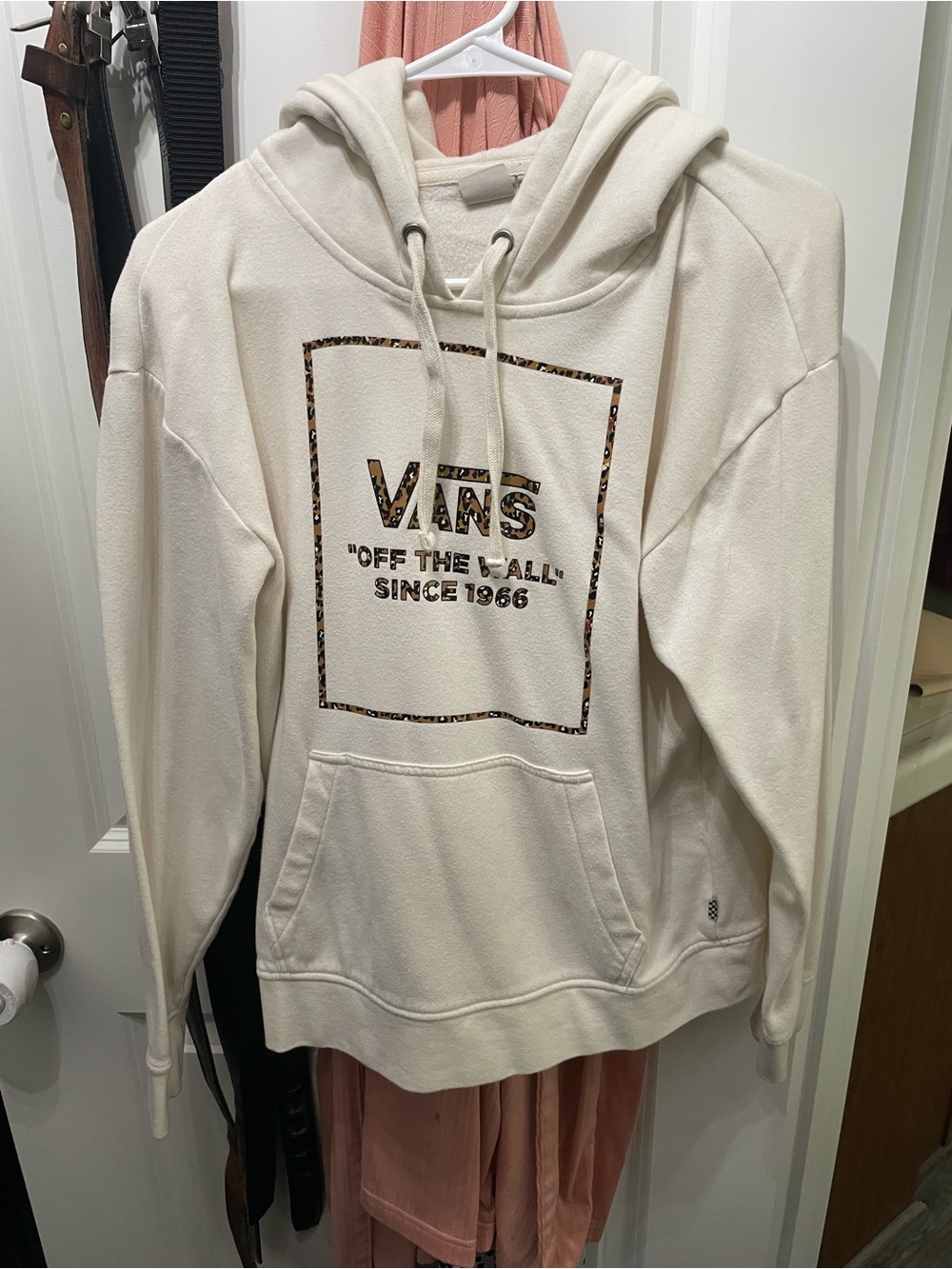 Vans Women's Cream Pullover Hoodie
